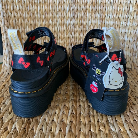 NIB ❤️ Hello Kitty x Dr. Martens Vegan Bow Sandals